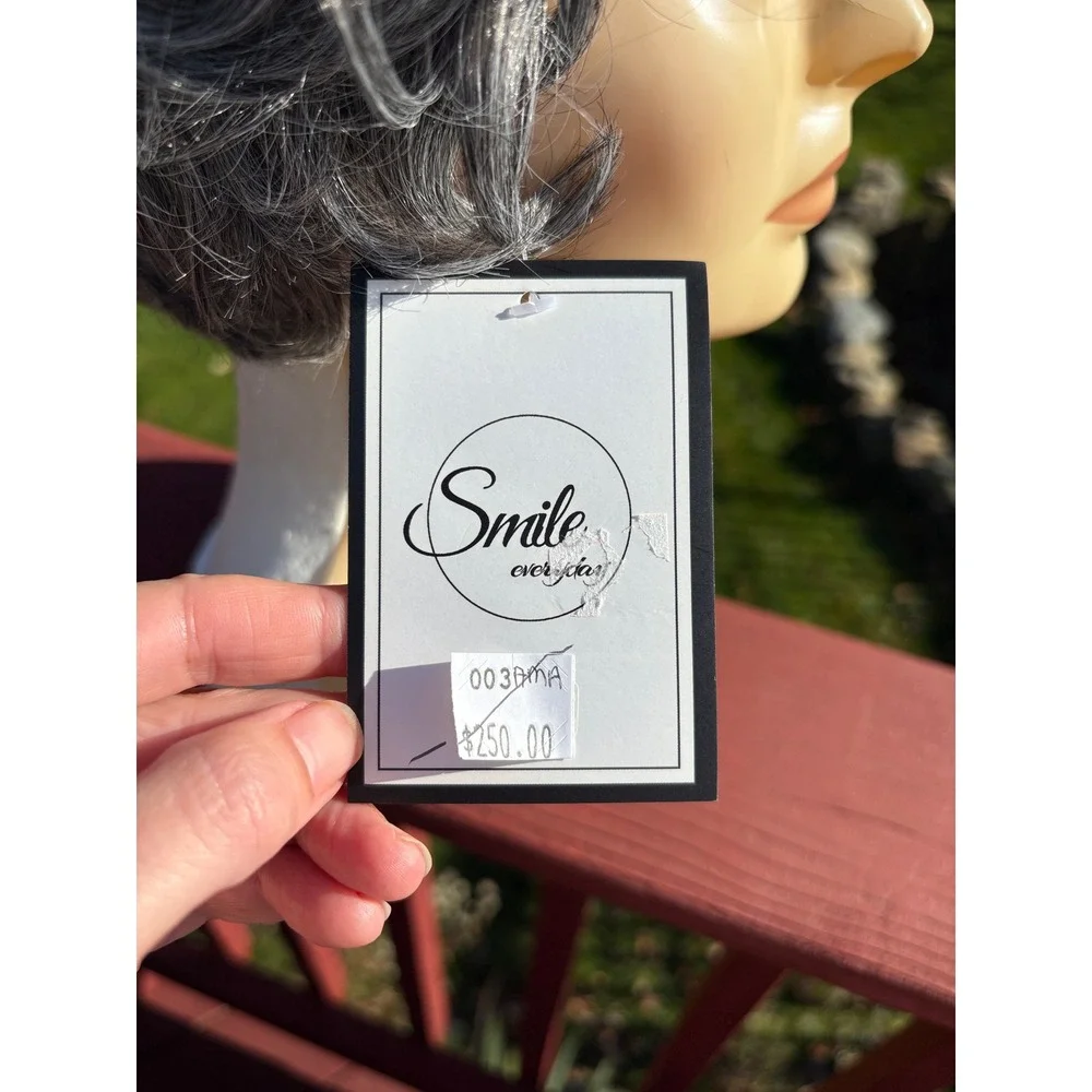 Smile Everyday Grey Curly Short Wig Hair Loss Costume Party Cosplay‎ Adult NWT